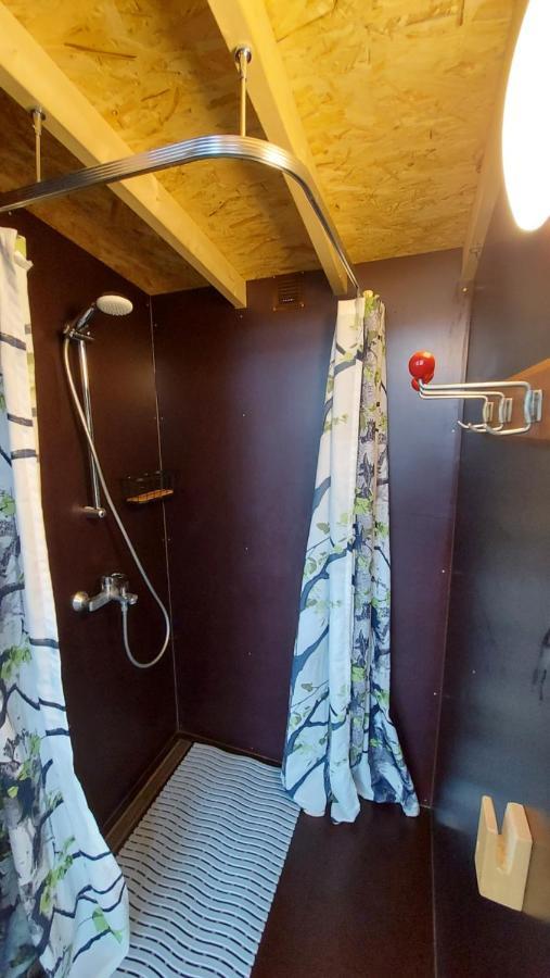 Intsu Suvemaja Hotel Liiva  Bagian luar foto