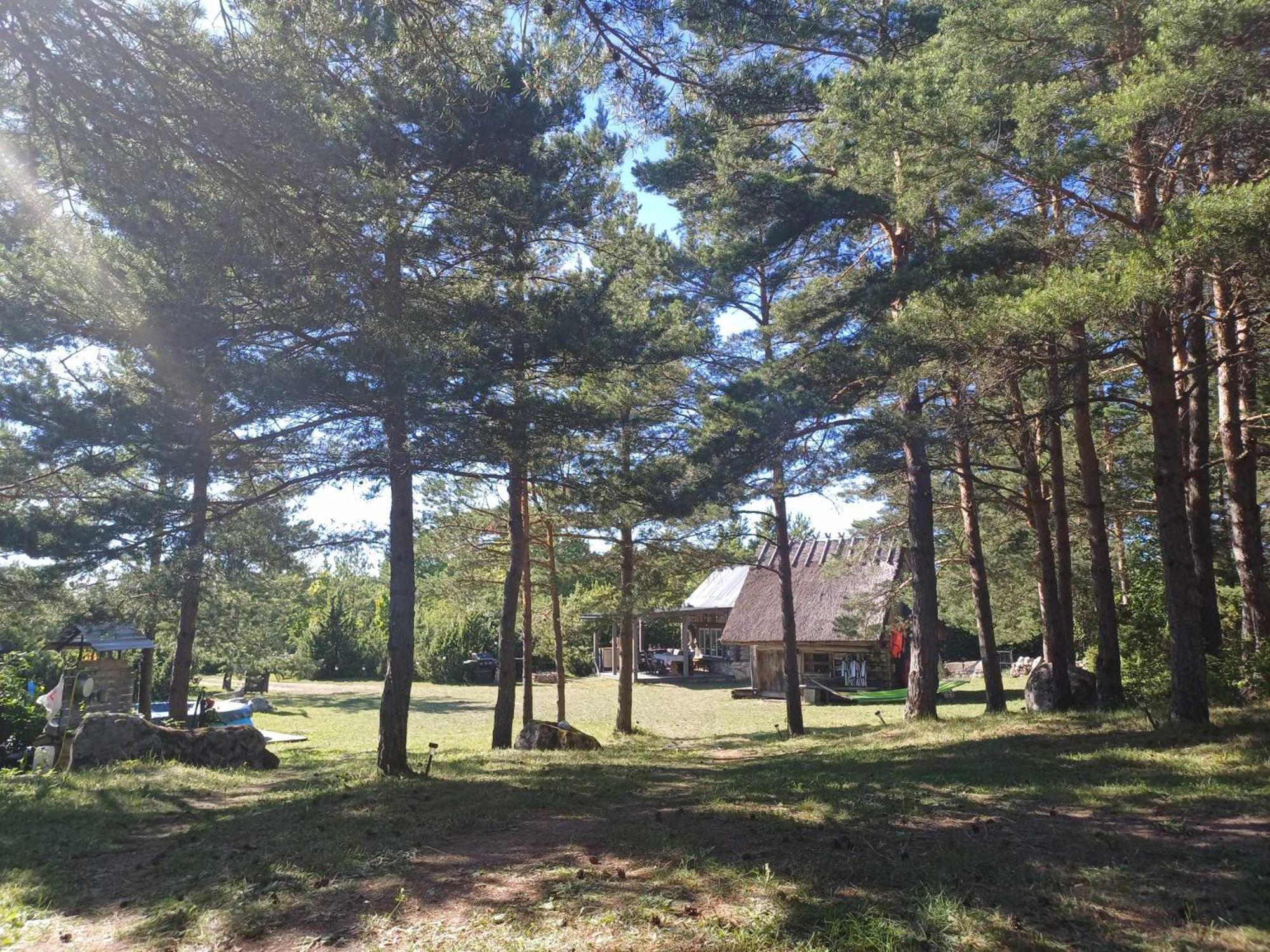 Intsu Suvemaja Hotel Liiva  Bagian luar foto